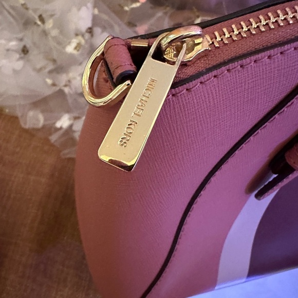 Michael Kors NWOT Large Satchel with D Rings - Picture 5 of 13